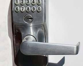 Combination_Door_lock-1929089__340